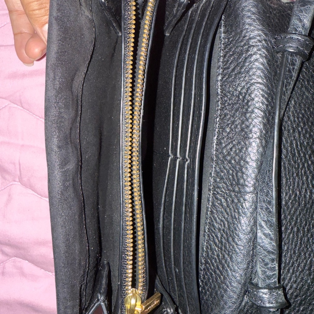 Tory Burch Black Pebbled Leather Crossbody Bag - Picture 2 of 9